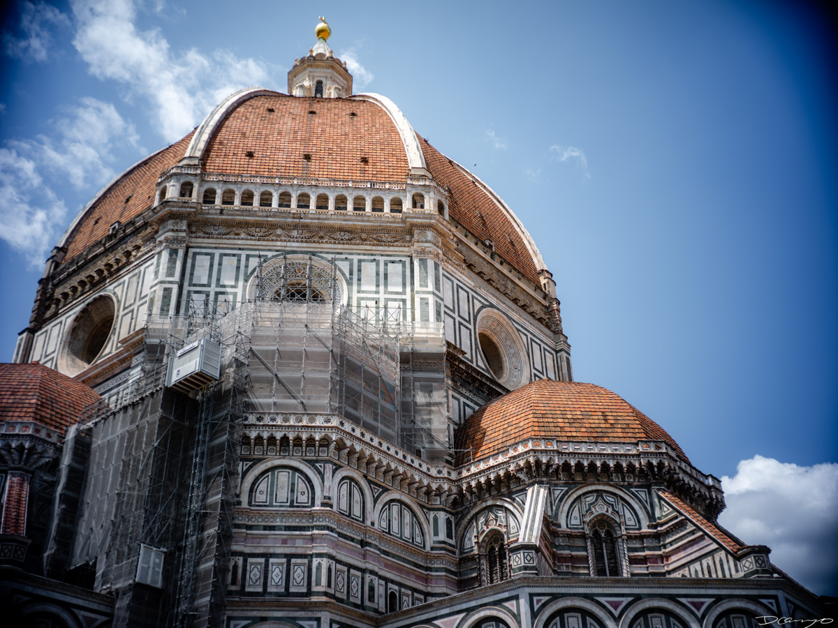 Photos from a trip through Italy in Summer of 2023. Locations include Rome, Florence, Tuscany, Castello di Bossi in Chianti, Siena, San Gimignano, Sirmione on Lake Garda, Bologna, Gudon, Italian Dolomites, Seceda, Cadini di Misurina, and Venice.